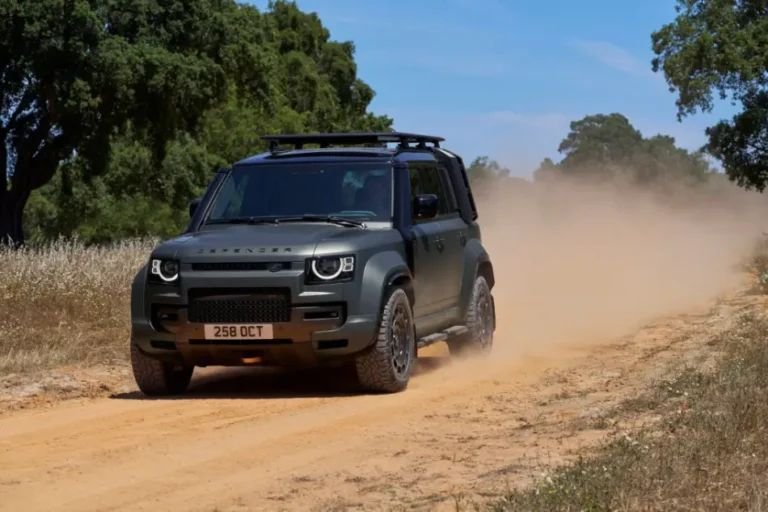 Defender Car Game Thumbnail